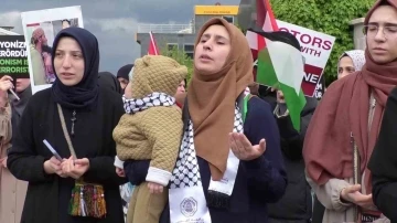 Sağlık &ccedil;alışanlarından ter&ouml;r, işgal ve soykırıma karşı sessiz y&uuml;r&uuml;y&uuml;ş
