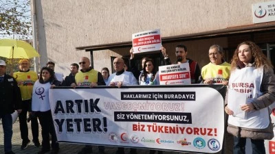 Sağlık Emek&ccedil;ileri Hakları İ&ccedil;in Bir Araya Geldi
