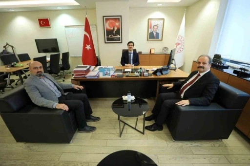 Sağlık-Sen, &lsquo;Aile Hekimliği &Ouml;deme Y&ouml;netmeliği&rsquo;yle ilgili Sağlık Bakanlığı ile g&ouml;r&uuml;şt&uuml;
