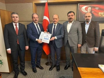 Sağlık-Sen Genel Başkanı Doğan: "N&ouml;bet &uuml;cretleri de kanun teklifine eklenmeli"
