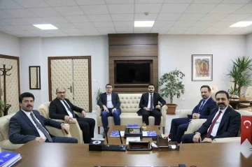 Sağlık teknolojilerindeki &ccedil;alışmalar SUB&Uuml;&rsquo;de el alındı
