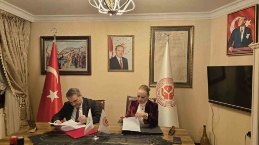 Sağlık turizminde g&uuml;&ccedil; birliği: USHAŞ ve ASATUF iş birliği protokol&uuml; imzaladı
