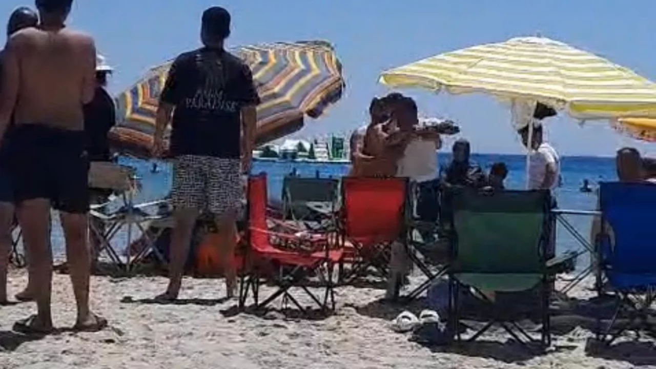 Sahil kasabasında 'Şemsiye' kavgası! 