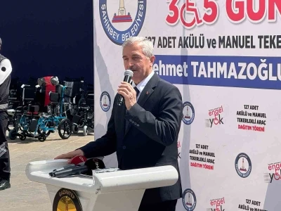 Şahinbey Belediyesi 127 adet ak&uuml;l&uuml; ve manuel tekerlekli sandalye dağıttı
