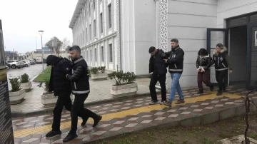 Sahte dekontla 400 bin TL&rsquo;lik vurgun yapan 5 ş&uuml;pheli tutuklandı