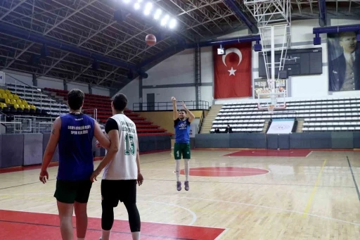 Sakarya B&uuml;y&uuml;kşehir basket takımı ikinci devreye galibiyet serisiyle başladı
