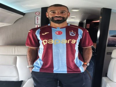 Salah, Trabzonspor formasını giydi