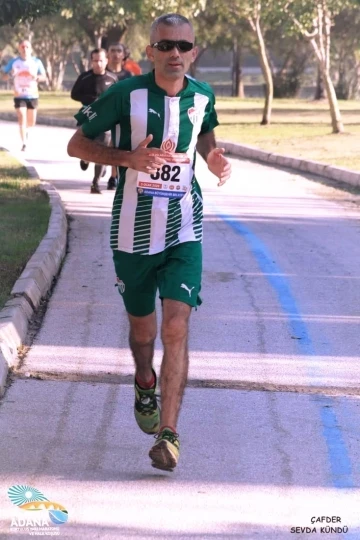 Saldırıya uğrayan taksiciler i&ccedil;in koşacaklar