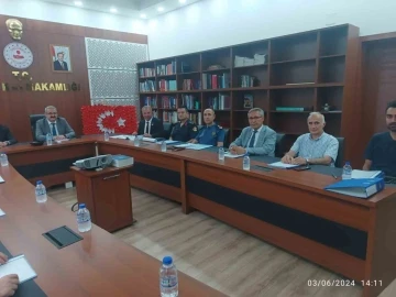 Salihli&rsquo;de 2024 YKS Koordinasyon Kurulu Toplantısı d&uuml;zenlendi
