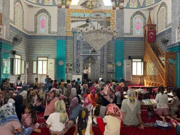 Salihli&rsquo;de &ouml;ğrencilere teknoloji bağımlılığı ve spor eğitimi
