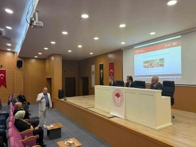 Salihli&rsquo;de &lsquo;S&ouml;zleşmeli tarımsal &uuml;retim&rsquo; toplantısı yapıldı
