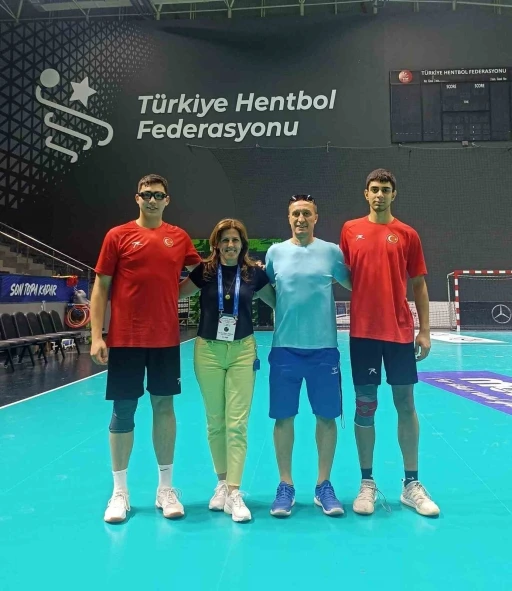 Salihli&rsquo;ye hentbolda milli gurur
