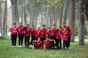 Şampiyon goalballc&uuml;lerin hedefi milli takım
