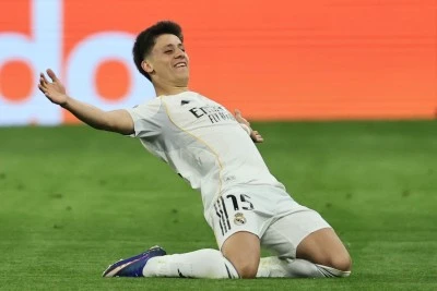 Şampiyonlar Ligi'nde "Yılın &Ccedil;ıkış Yapan Futbolcusu" Arda G&uuml;ler