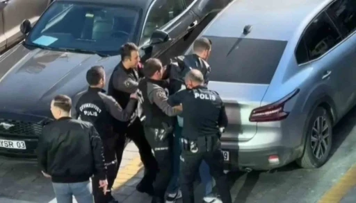 Samsun Adliyesindeki gerginliğe polis m&uuml;dahale etti: 3 g&ouml;zaltı
