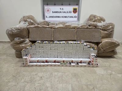 Samsun&rsquo;da 1 ton ka&ccedil;ak t&uuml;t&uuml;n ve 60 bin dolu makaron ele ge&ccedil;irildi
