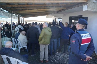 Samsun&rsquo;da atık tesisi toplantısında gergin anlar