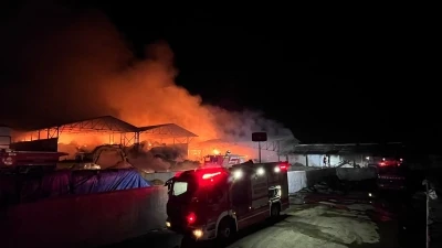 Samsun&rsquo;da saman deposunda yangın