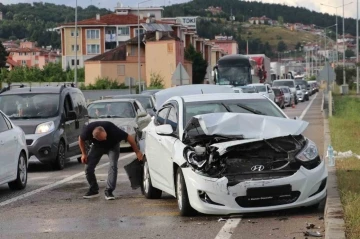 Samsun&rsquo;da trafik kazası: 3 yaralı
