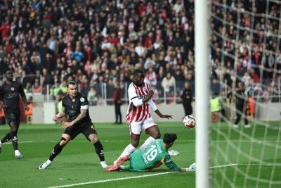 Samsunspor: 4 &ndash; Galatasaray: 1 