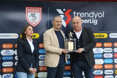 Samsunspor&rsquo;a bağımlılıkla m&uuml;cadele &ouml;d&uuml;l&uuml;