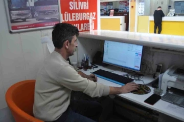 Sanal biletlerdeki y&uuml;ksek komisyon oranı yazıhanecilerin tepkisini &ccedil;ekti
