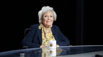 'Sanat&ccedil;ı Nesrin Sipahi' &ouml;ld&uuml; haberlerine yalanlama