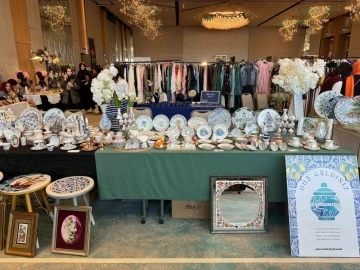 Sanatkarların eserleri uluslararası organizasyonda g&ouml;r&uuml;c&uuml;ye &ccedil;ıktı
