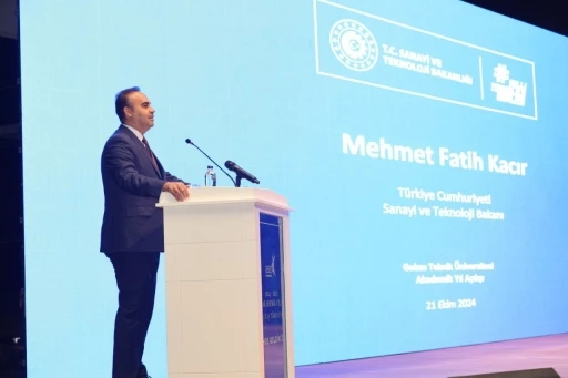Sanayi Teknoloji Bakanı Kacır: "T&uuml;rkiye&rsquo;nin y&uuml;ksek teknoloji ihracatı 9 milyar doları aştı"

