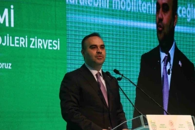 Sanayi ve Teknoloji Bakanı Kacır: "2030&rsquo;a kadar seviye 3 yerli otonom aracın &uuml;lkemizde &uuml;retilmesini hedefliyoruz"
