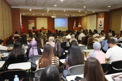 SANKO &Uuml;niversitesi&rsquo;nde "Ge&ccedil;mişten g&uuml;n&uuml;m&uuml;ze hemşirelikte değerler sempozyumu" d&uuml;zenlendi
