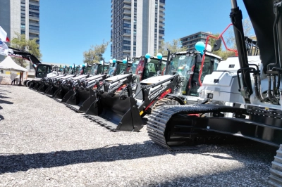 Şanlıurfa B&uuml;y&uuml;kşehir, 47 Milyonluk Yeni Ara&ccedil; Filosuyla Sahada