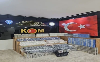 Şanlıurfa&rsquo;da 5 bin 680 paket g&uuml;mr&uuml;k ka&ccedil;ağı sigara ele ge&ccedil;irildi
