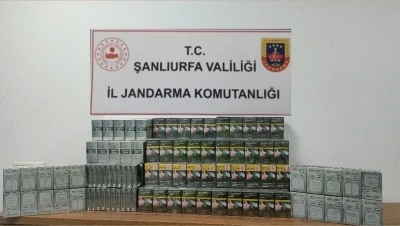 Şanlıurfa&rsquo;da 980 paket g&uuml;mr&uuml;k ka&ccedil;ağı sigara ele ge&ccedil;irildi
