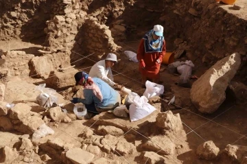 Şanlıurfa&rsquo;da G&ouml;beklitepe kadar eski Saybur&ccedil; &Ouml;ren Yeri&rsquo;nde kazı &ccedil;alışmaları s&uuml;r&uuml;yor
