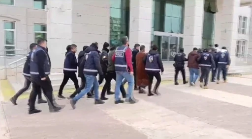 Şanlıurfa&rsquo;da telefon dolandırıcılığı operasyonunda 4 tutuklama
