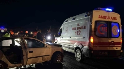 Şanlıurfa&rsquo;da trafik kazası: 2&rsquo;si ağır 5 yaralı