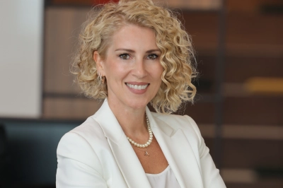 Sanofi Avrasya B&ouml;lgesi   İnsan ve K&uuml;lt&uuml;r Direkt&ouml;r&uuml; Arzu &Ouml;neyman oldu