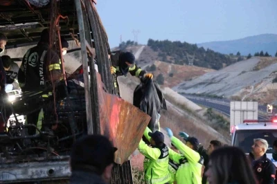 Sarayk&ouml;y&rsquo;deki otob&uuml;s faciasında &ouml;l&uuml; sayısı 9&rsquo;a y&uuml;kseldi