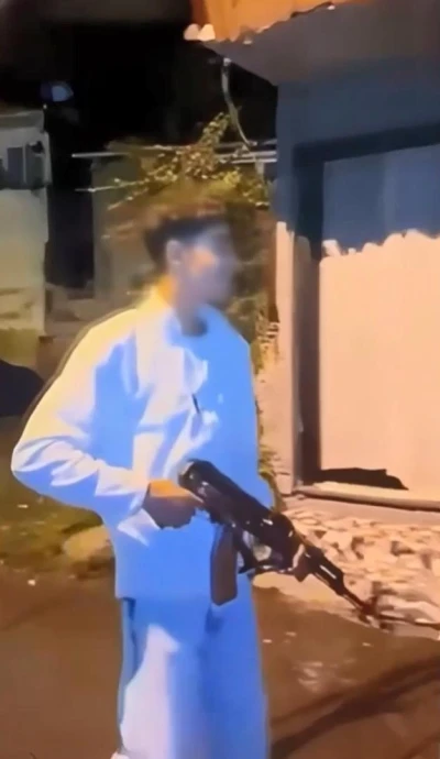 Sarıyer&rsquo;de 14 yaşındaki &ccedil;ocuk g&ouml;zdağı i&ccedil;in kalaşnikofla havaya ateş a&ccedil;tı, yakalandı