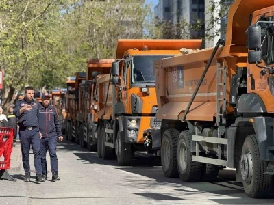 Sarıyer&rsquo;de &ccedil;&ouml;ken yolu onarma &ccedil;alışmaları devam ediyor
