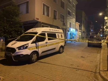 Sarıyer&rsquo;de iddia bayine silahlı saldırı: 3 yaralı
