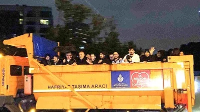 Sarıyer&rsquo;de 200&rsquo;&uuml;n &uuml;zerinde &ccedil;alışan, kamyonlarla kurtarıldı