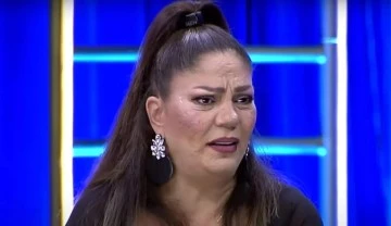 Şarkıcı İzel'in yıkıldığı g&uuml;n! 