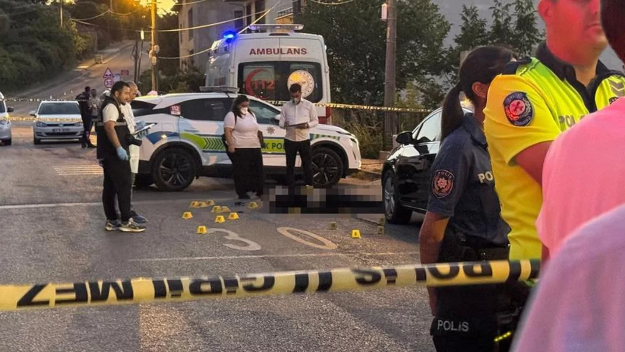 Sattığı aracın bedeli &ouml;denmediği i&ccedil;in baba ve oğlunu &ouml;ld&uuml;rm&uuml;şt&uuml;! 