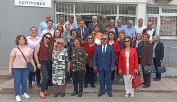 Sayısız &ouml;ğrenciyi hayata hazırlayan &ouml;ğretmenlere vefa
