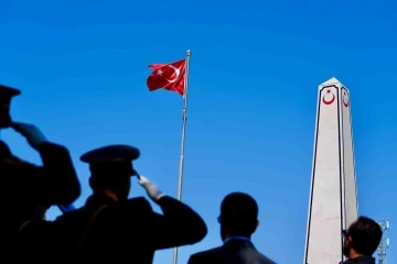 Seferihisar&rsquo;da şanlı zaferin 102&rsquo;inci yıl d&ouml;n&uuml;m&uuml; kutlandı
