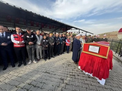  Şehit Piyade Uzman &Ccedil;avuş Mustafa Aslan son yolculuğuna uğurlandı