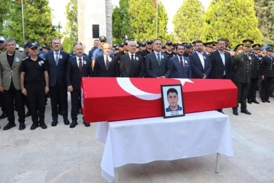 Şehit Polis Memuru Tayfun Baş son yolculuğuna uğurlandı