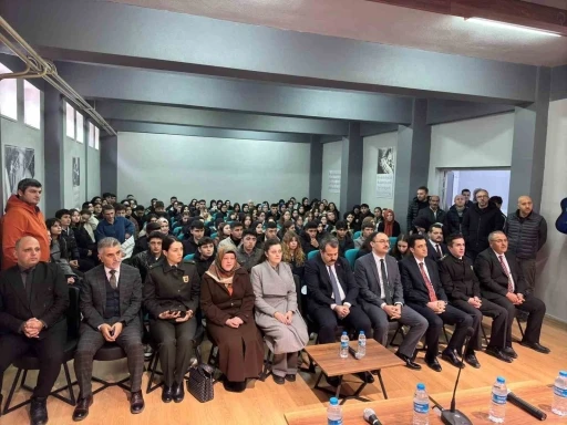 Şehit Teğmen Dağlı&rsquo;nın ismi konferans salonuna verildi
